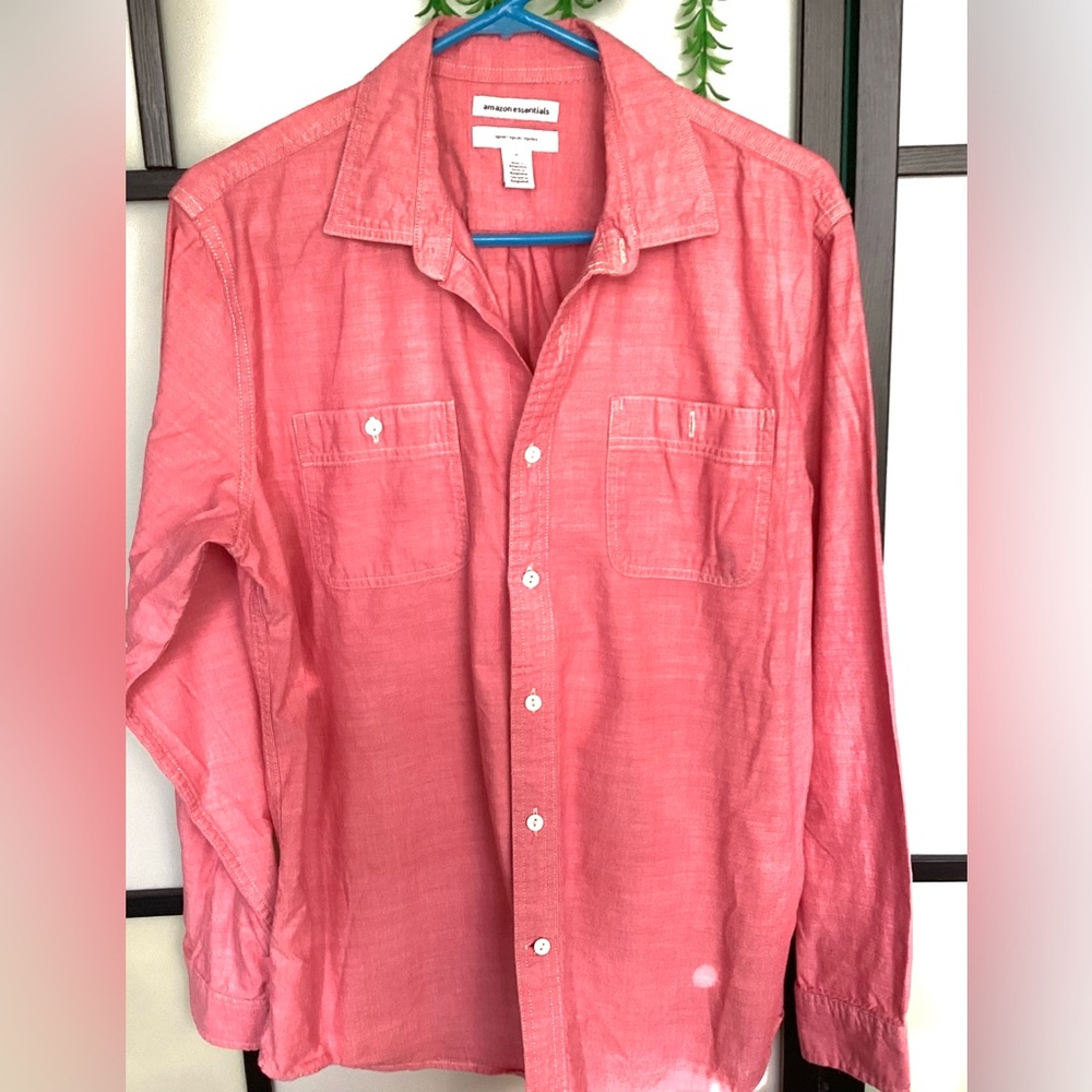 Amazon essentials shirt. 100% cotton size M